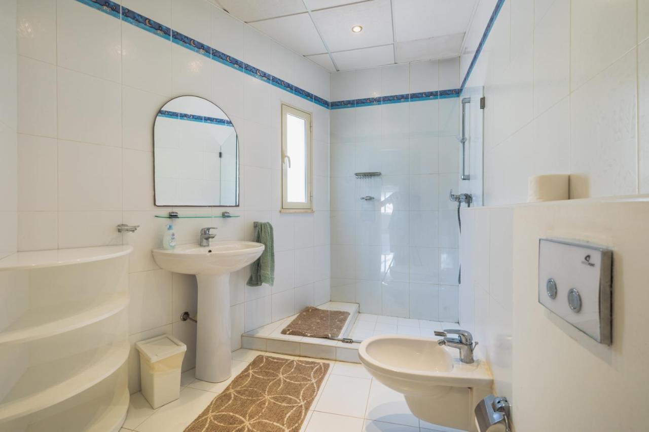 Villa Palma - Sunset Sea Views With Pool, Jacuzzi, Sauna And Games Room Mellieħa Eksteriør billede