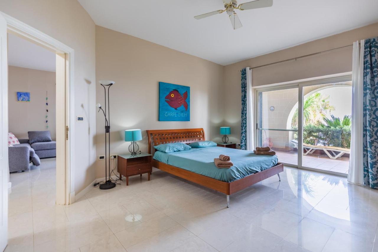 Villa Palma - Sunset Sea Views With Pool, Jacuzzi, Sauna And Games Room Mellieħa Eksteriør billede