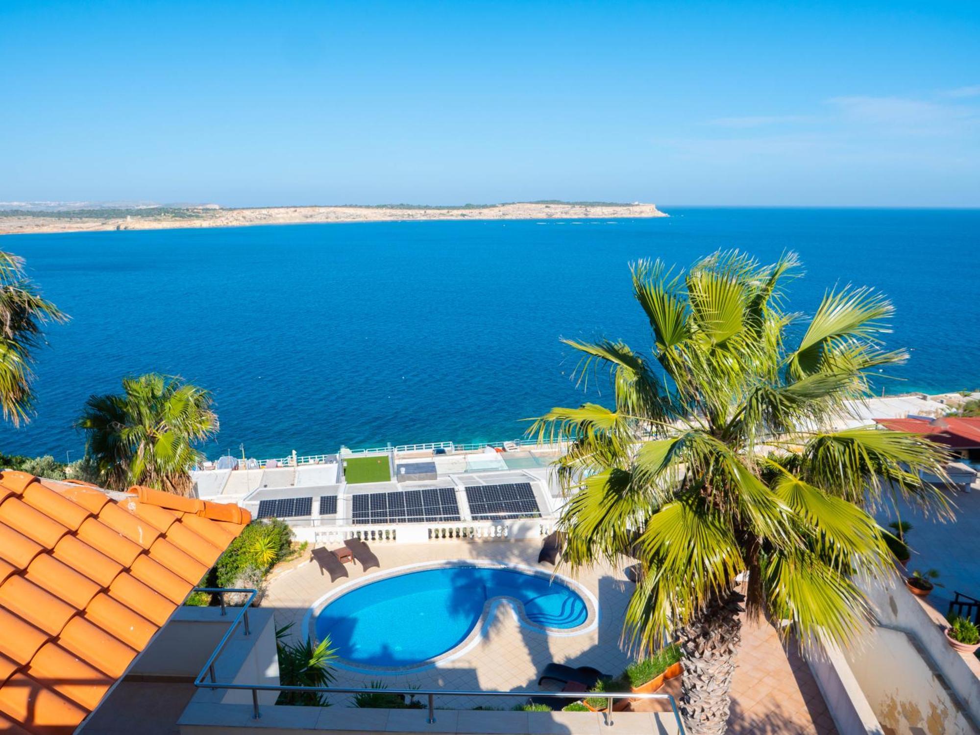 Villa Palma - Sunset Sea Views With Pool, Jacuzzi, Sauna And Games Room Mellieħa Eksteriør billede